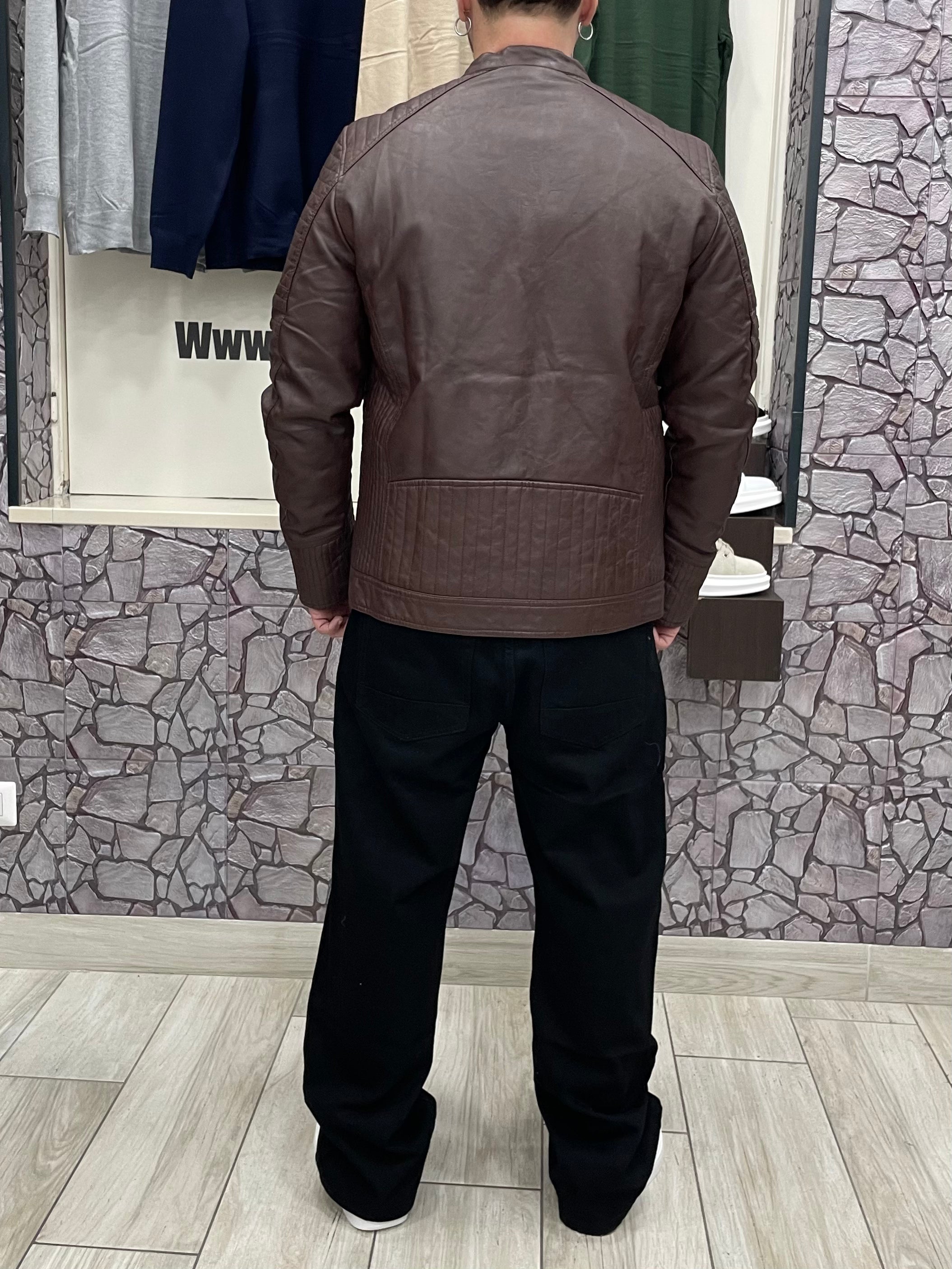 Giubbotto in ecopelle colore Vinaccio