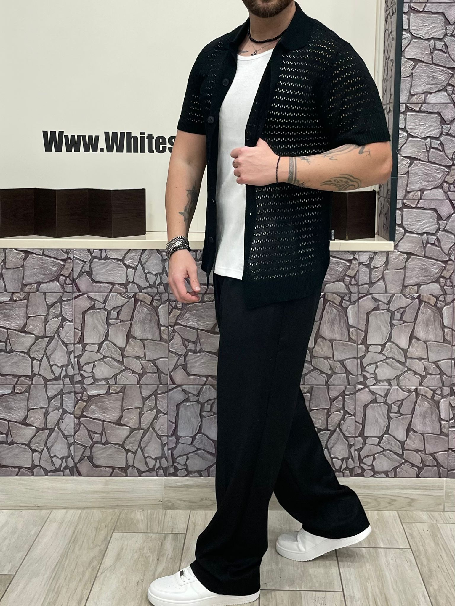 Camicia forata colore Nero