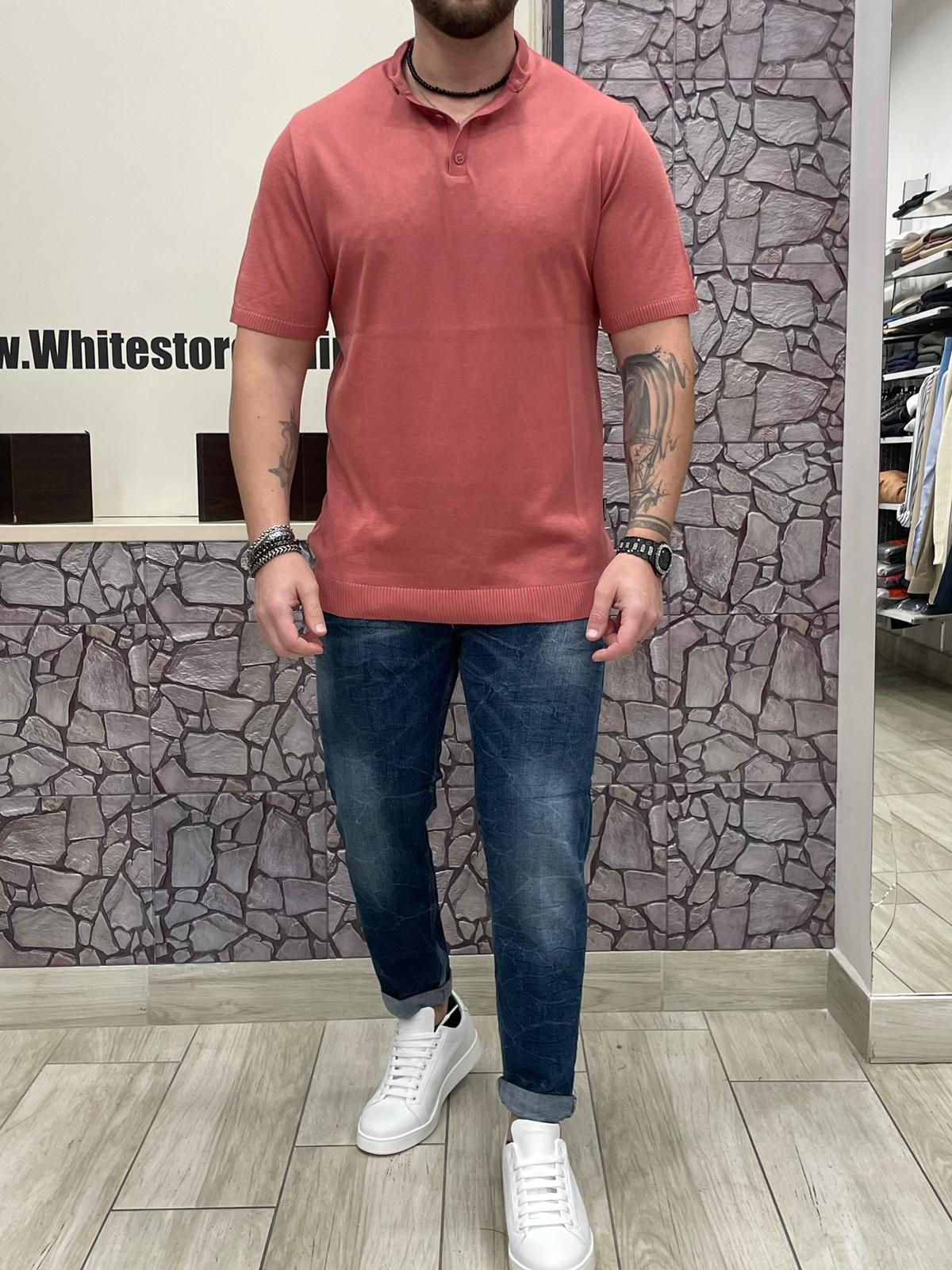 White Store