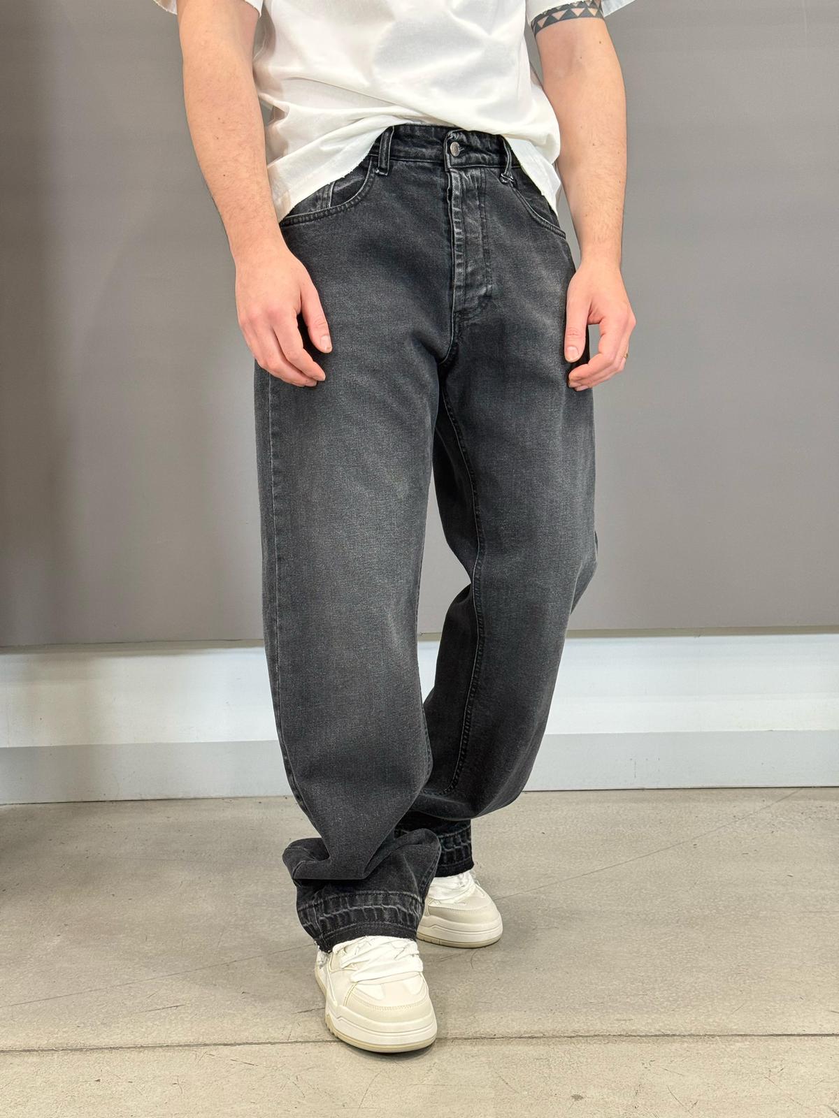 Jeans modello zara fondo largo colore Nero