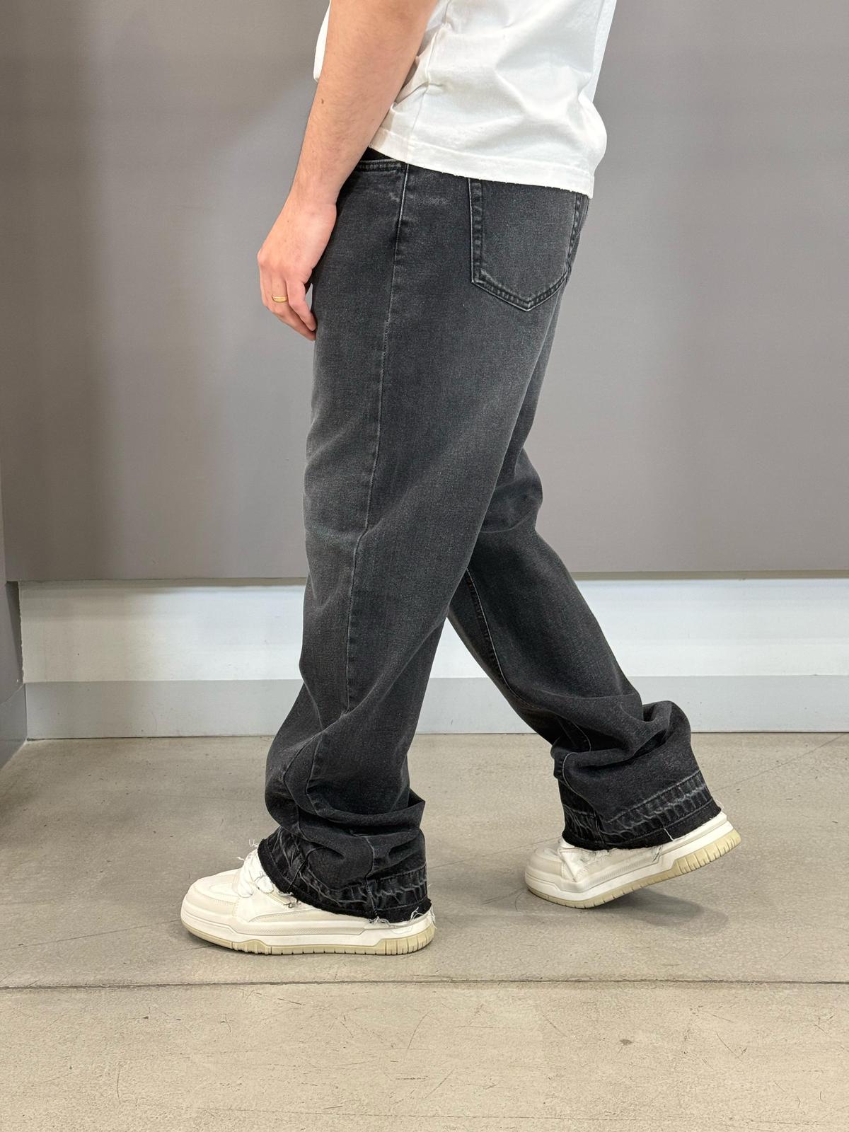 Jeans modello zara fondo largo colore Nero