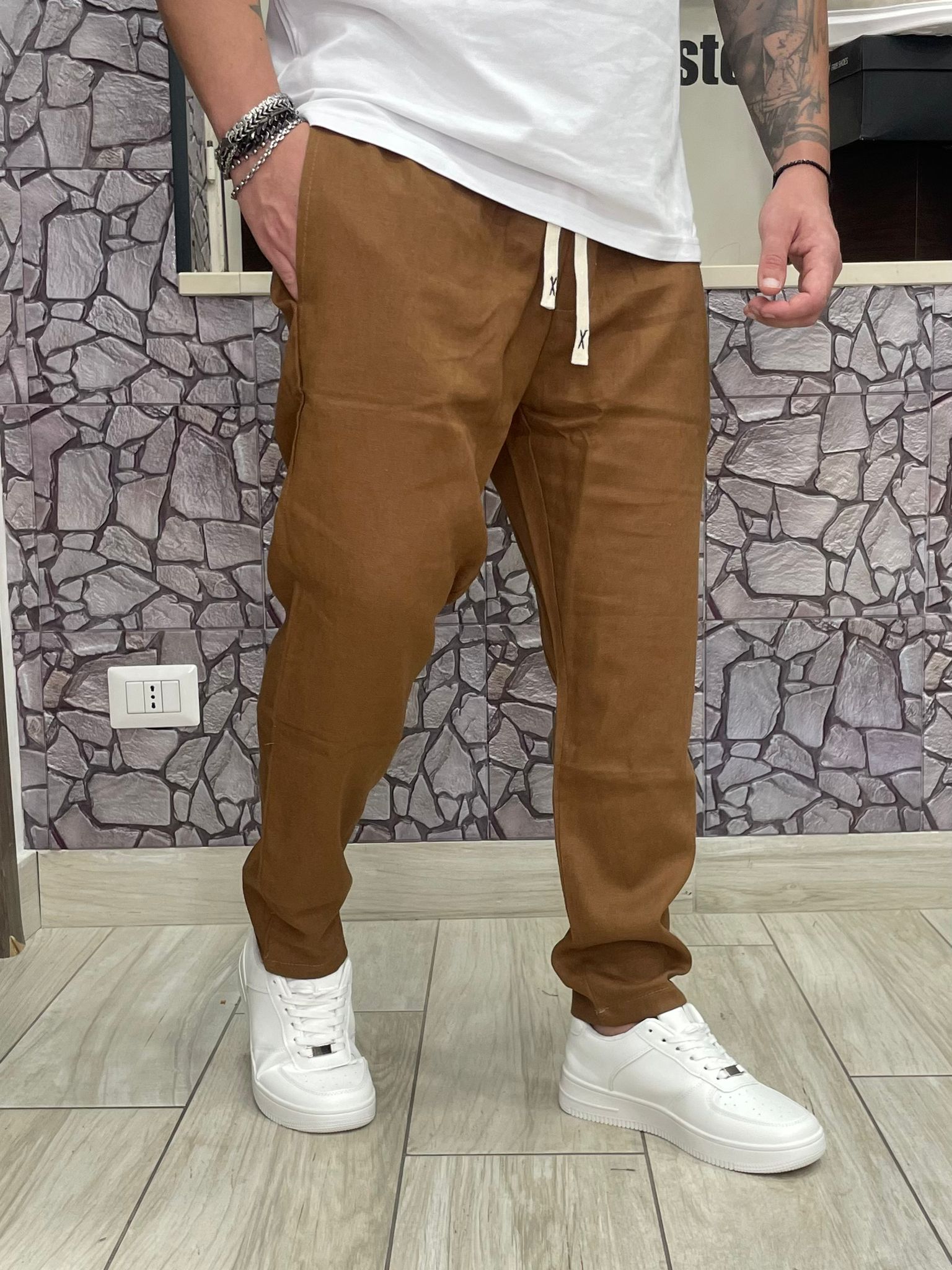 White Store