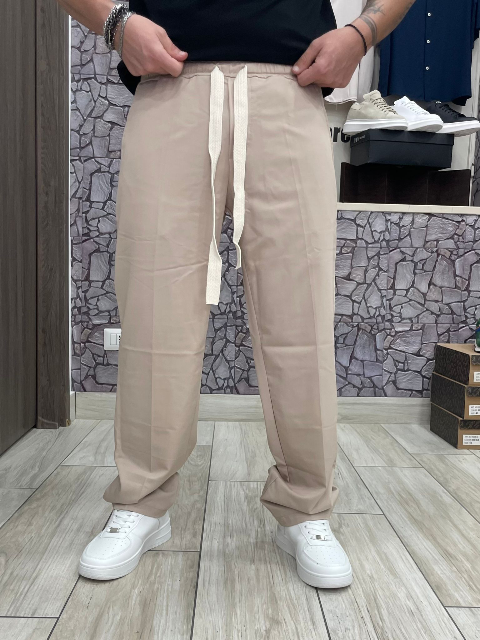White Store