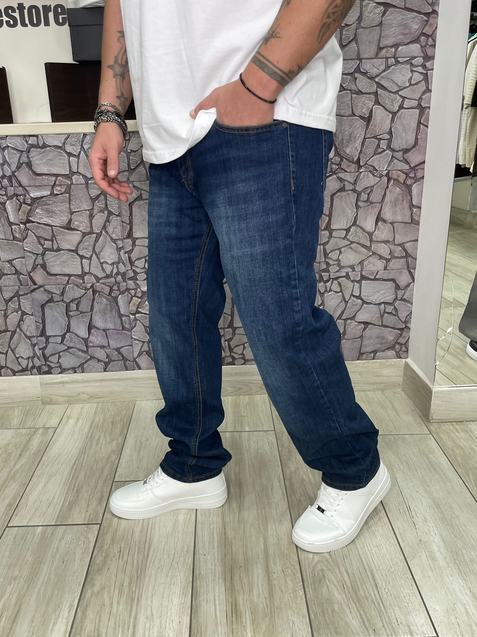 White Store