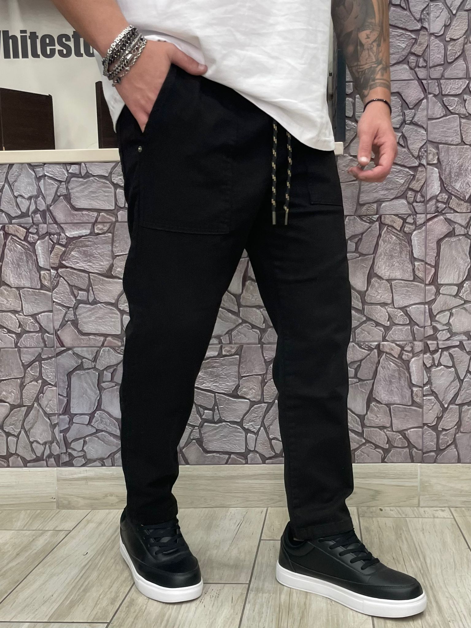 Jeans con elastico in vita colore Nero