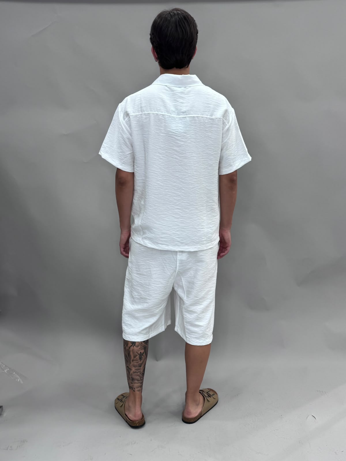 CORDSET IN LINO POLO E PANTALONCINO BIANCO