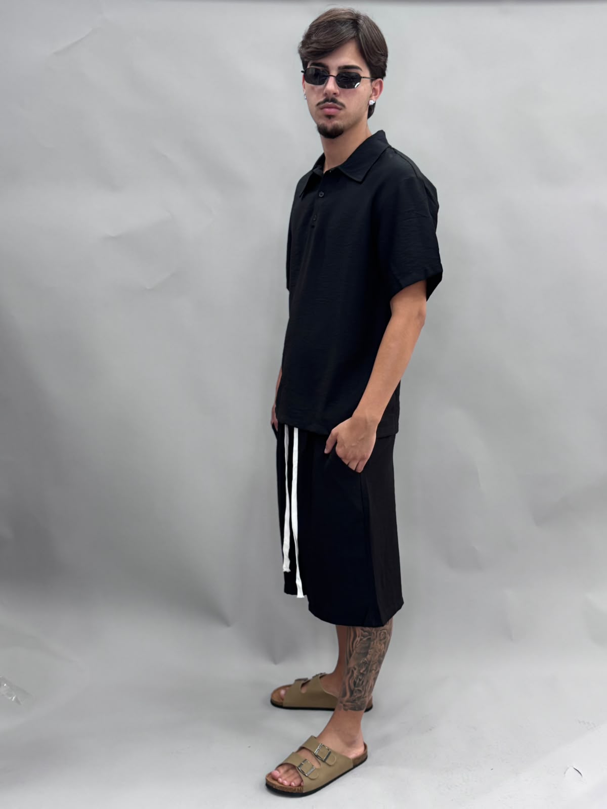CORDSET IN LINO POLO E PANTALONCINO NERO
