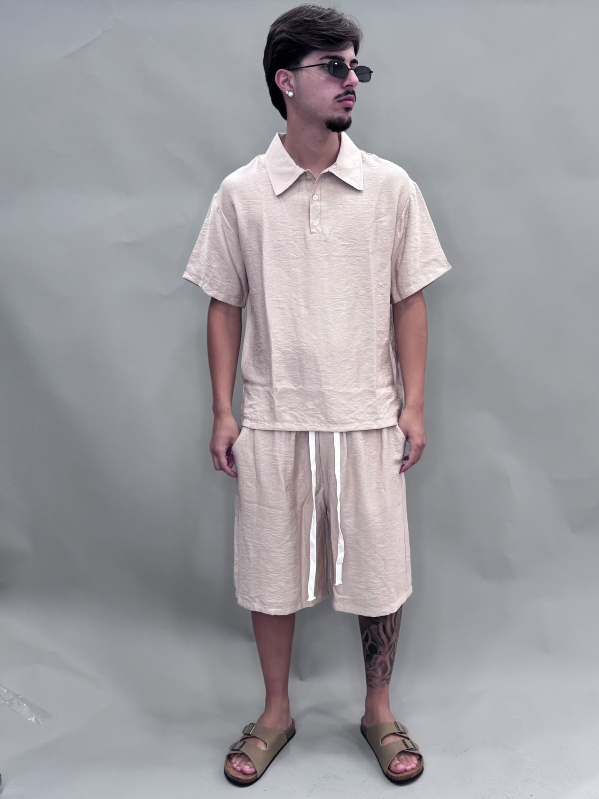 CORDSET IN LINO POLO E PANTALONCINO SABBIA