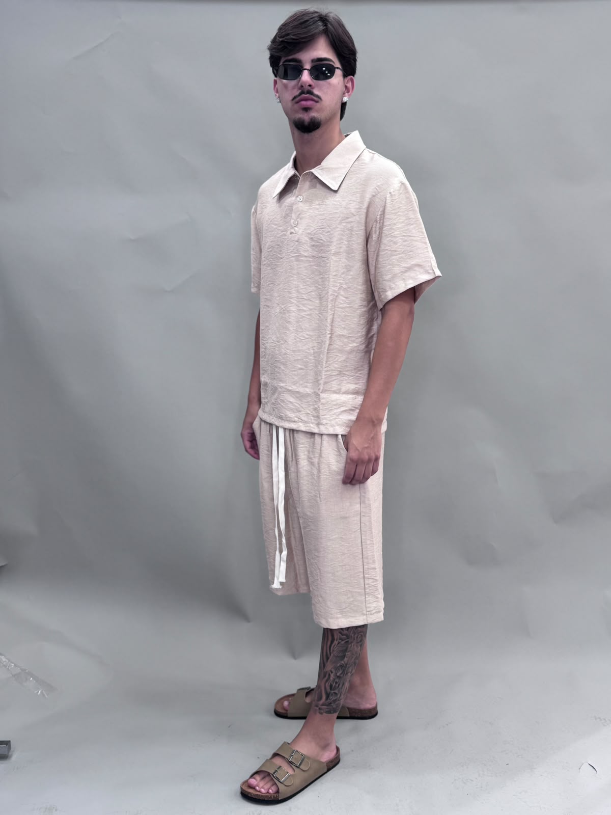 CORDSET IN LINO POLO E PANTALONCINO SABBIA