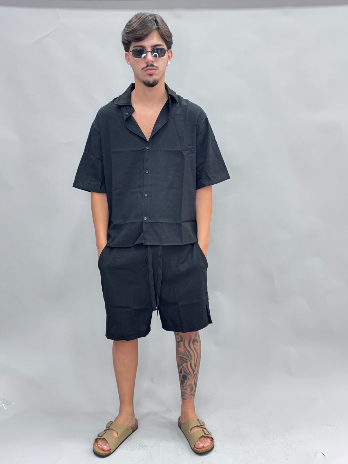 CORDSET CAMICIA E PANTALONCINO IN LINO NERO