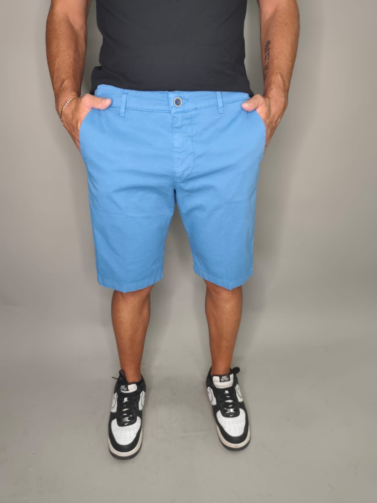 BERMUDA ALEJANDRO MODELLO STRETCH COLORE AZZURRO