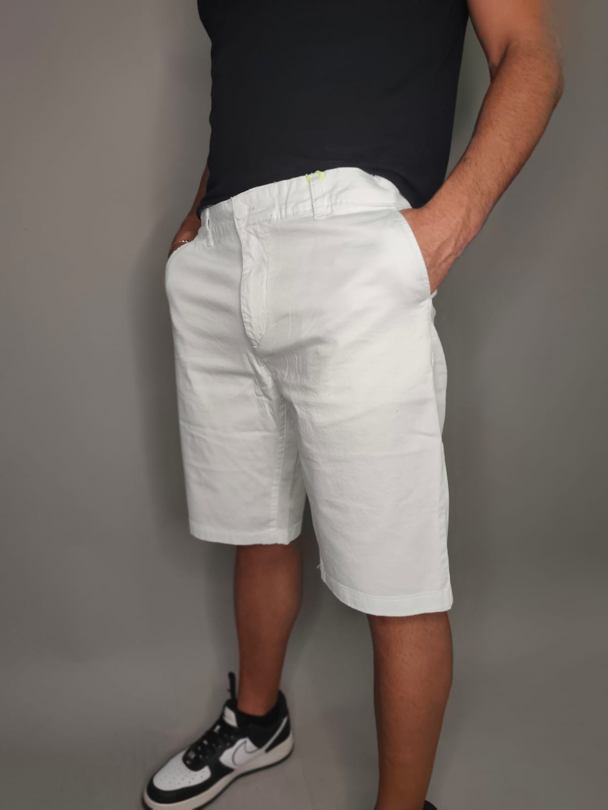 BERMUDA BRUNO LEONI COLORE BIANCO