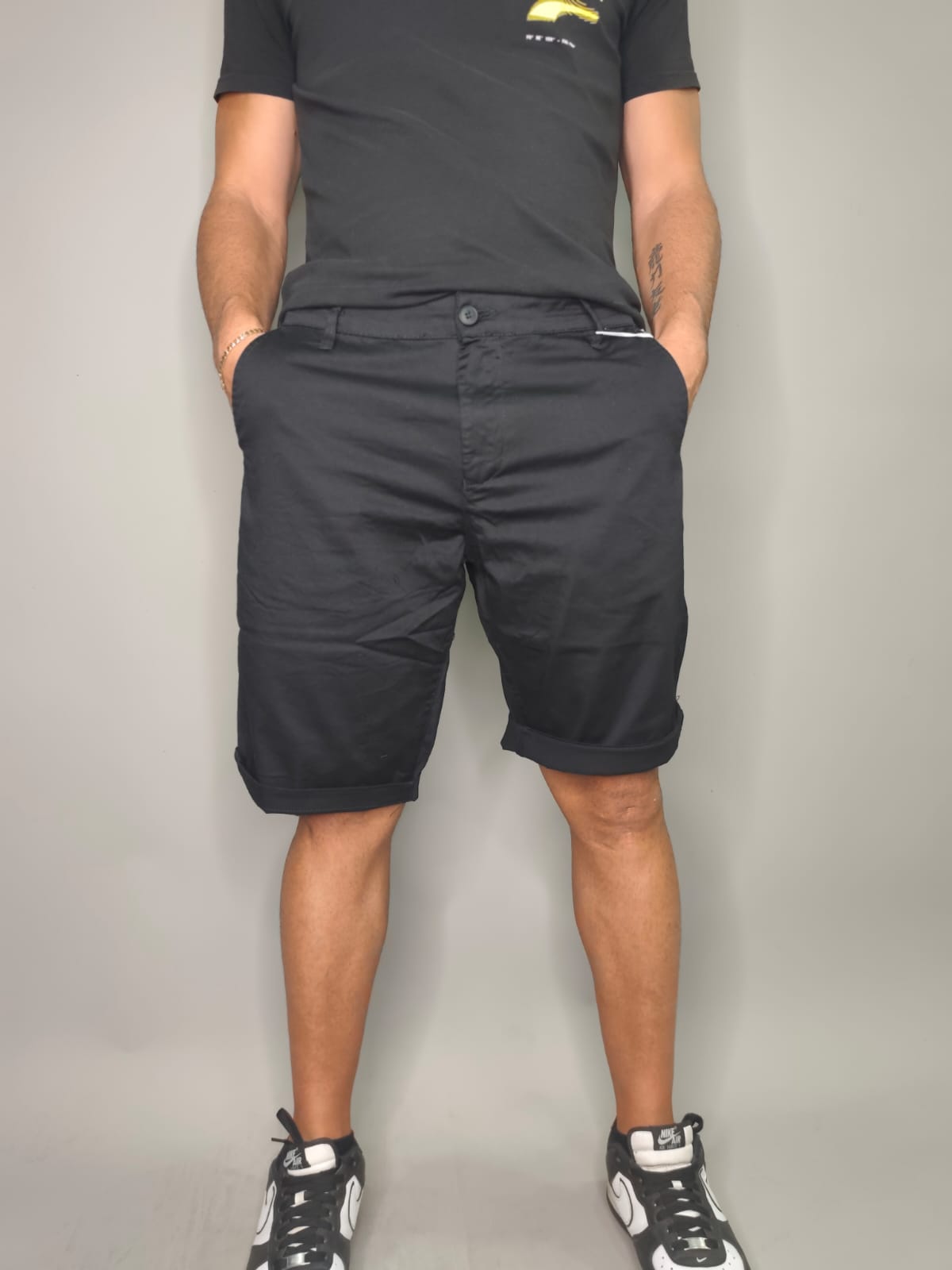 BERMUDA BRUNO LEONI COLORE NERO