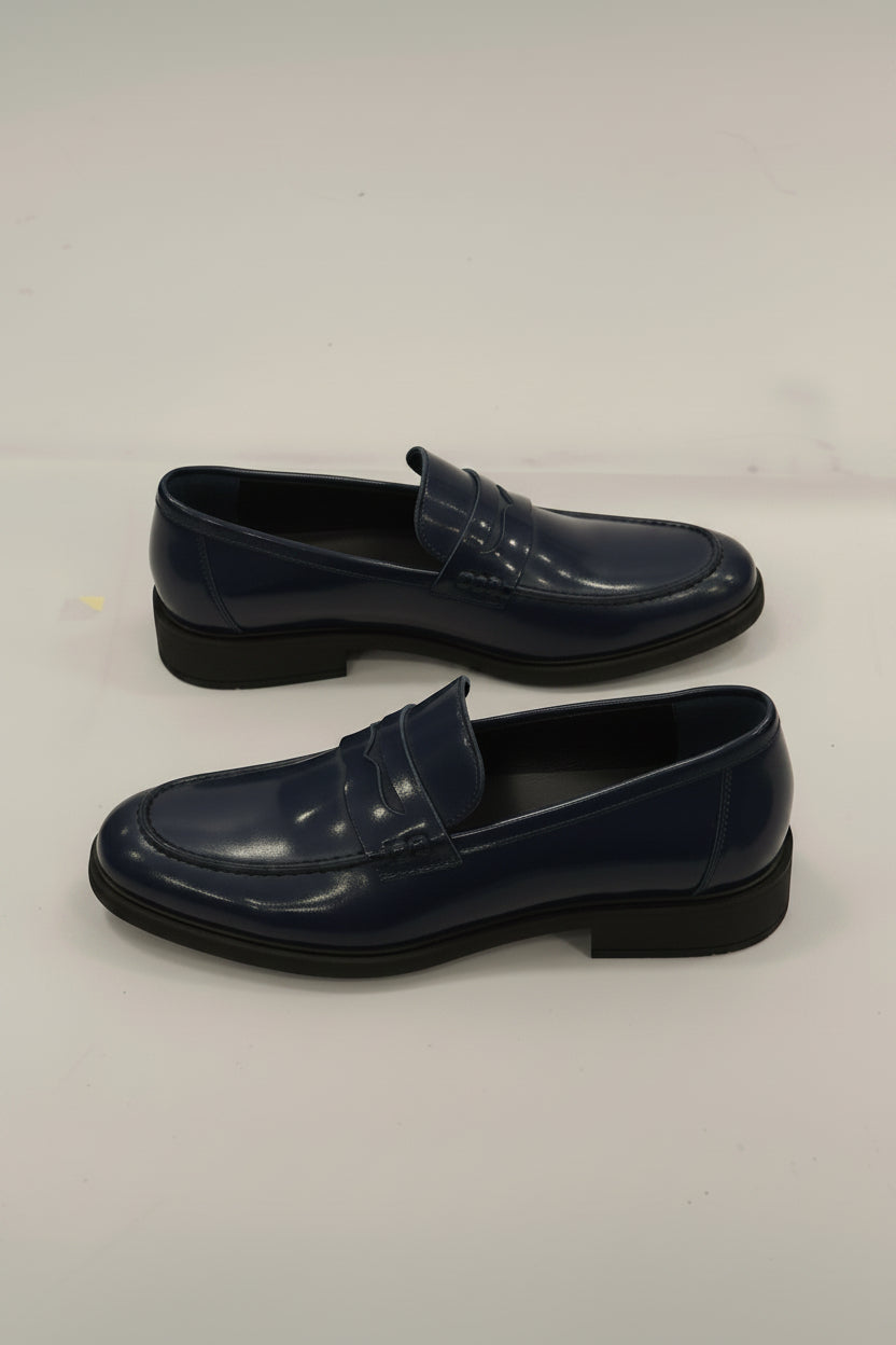 Mocassino blu lucido basic