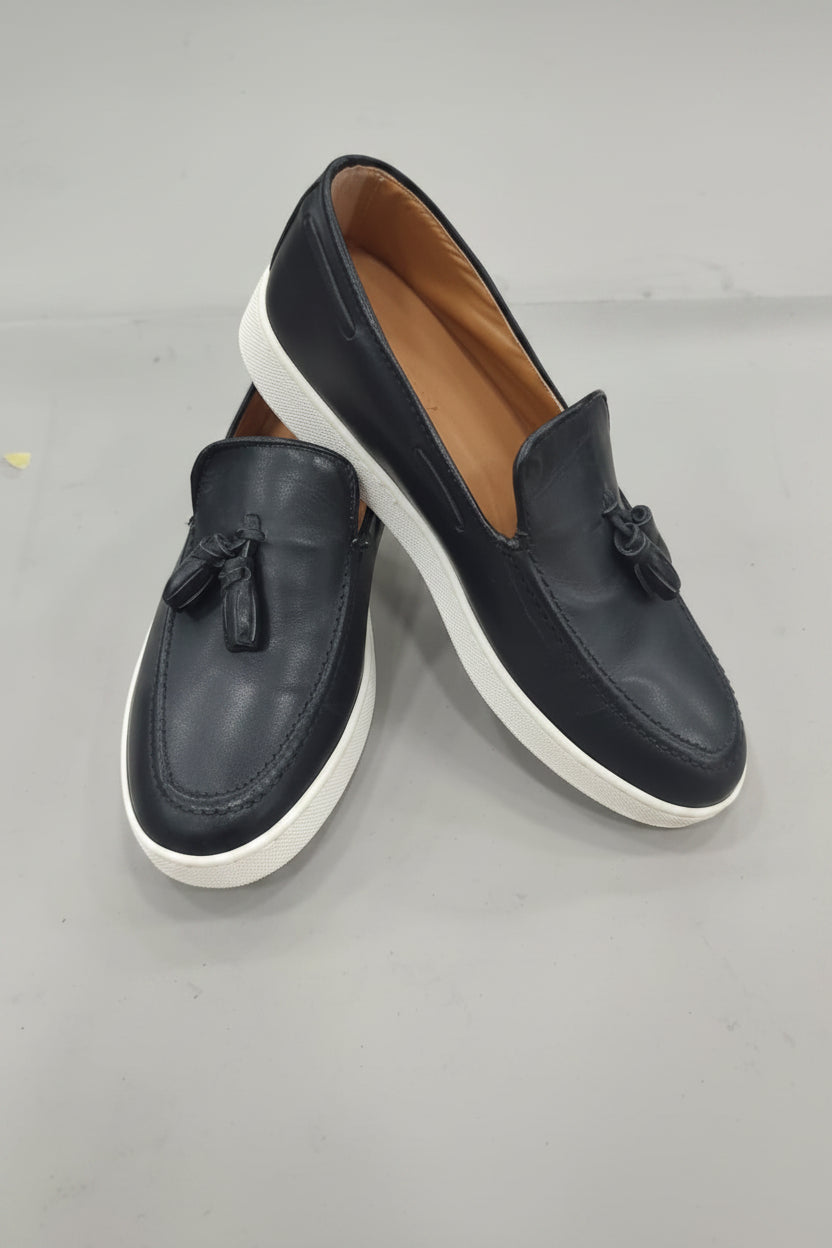 Mocassino sportivo con fiocco nero\bianco