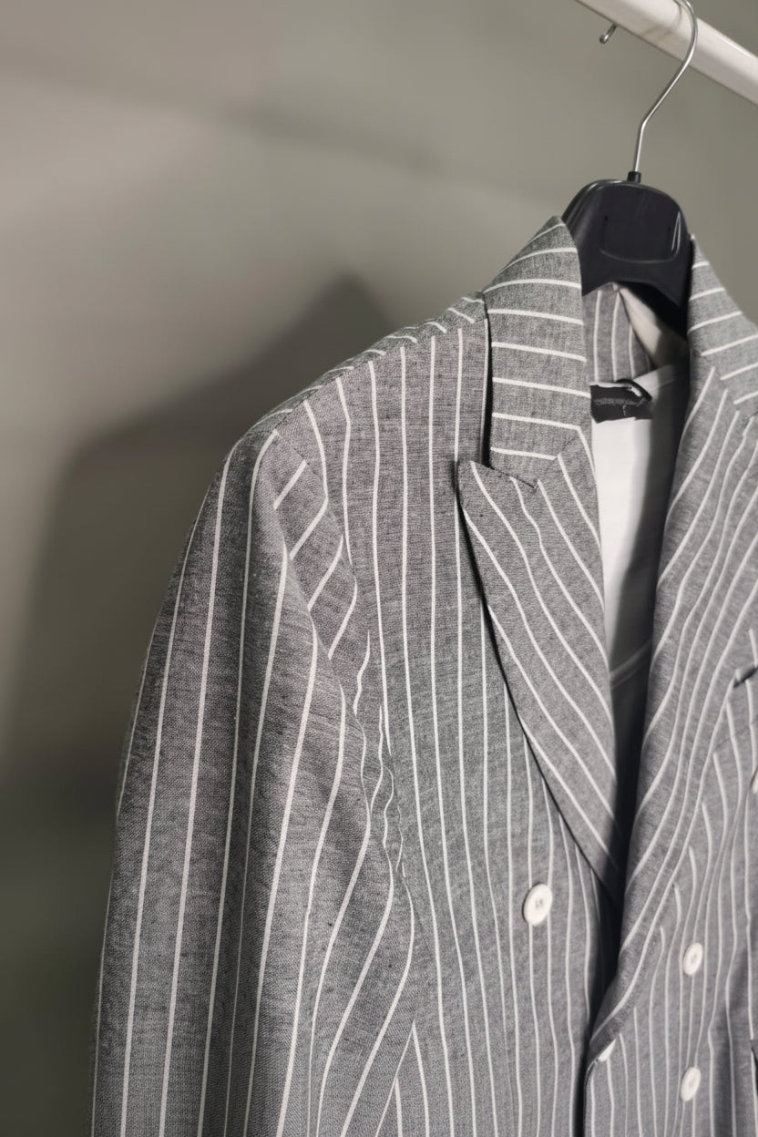 Giacca gessata colore grigio